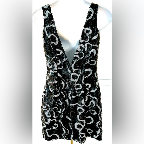 🪩Wow! Prom & Pageant~Formal Mini Dress - Picture 3 of 7